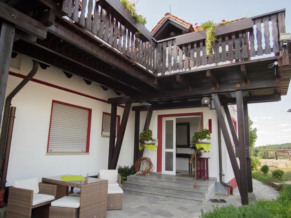 Kirschberghof Gaestehaus Und Weinverkauf Sommerhausen Eksteriør bilde
